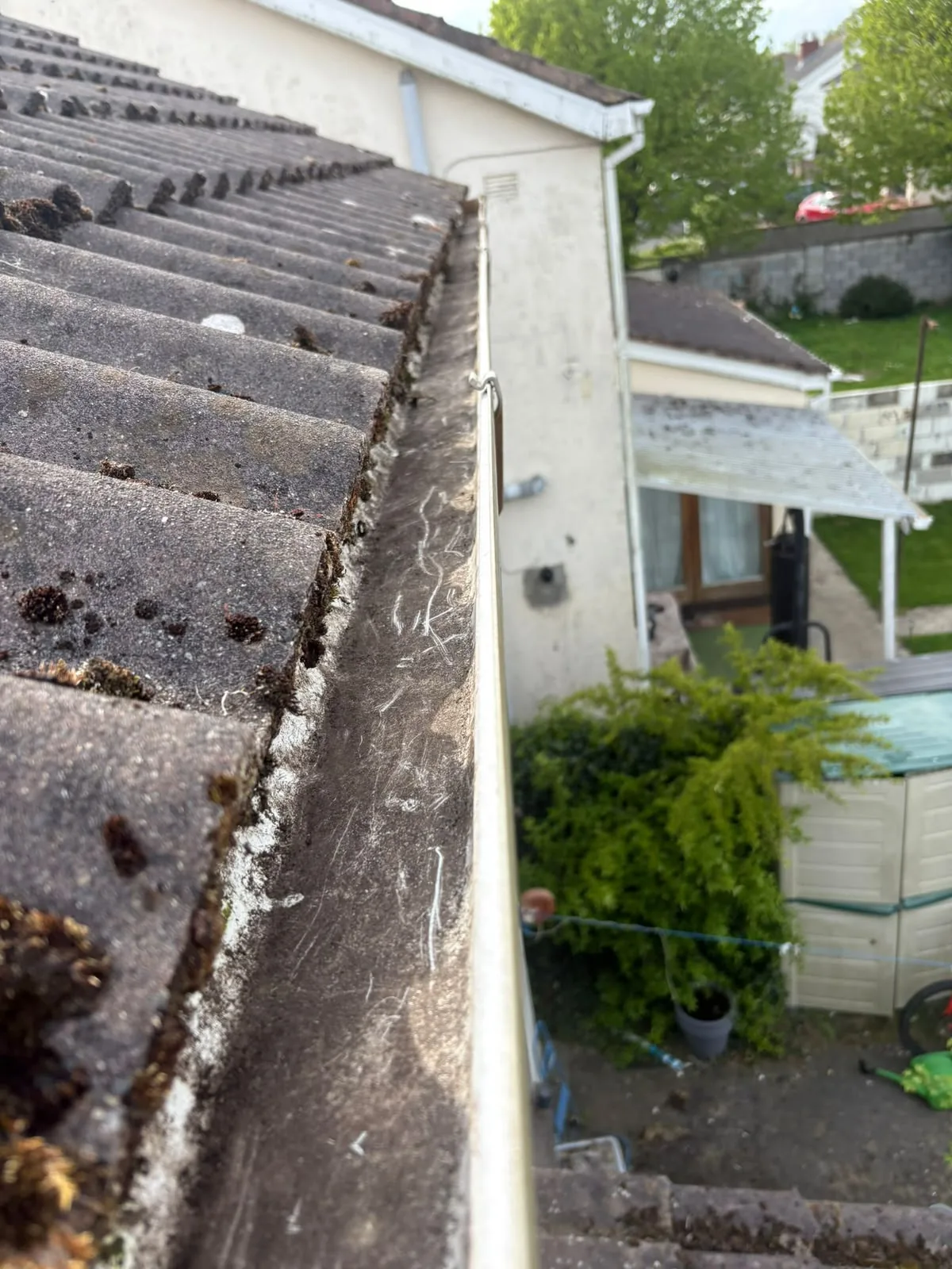Cleared gutters in Dublin after cleaning by Reflect